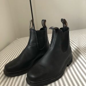 Women’s Blundstone Dress Boots
